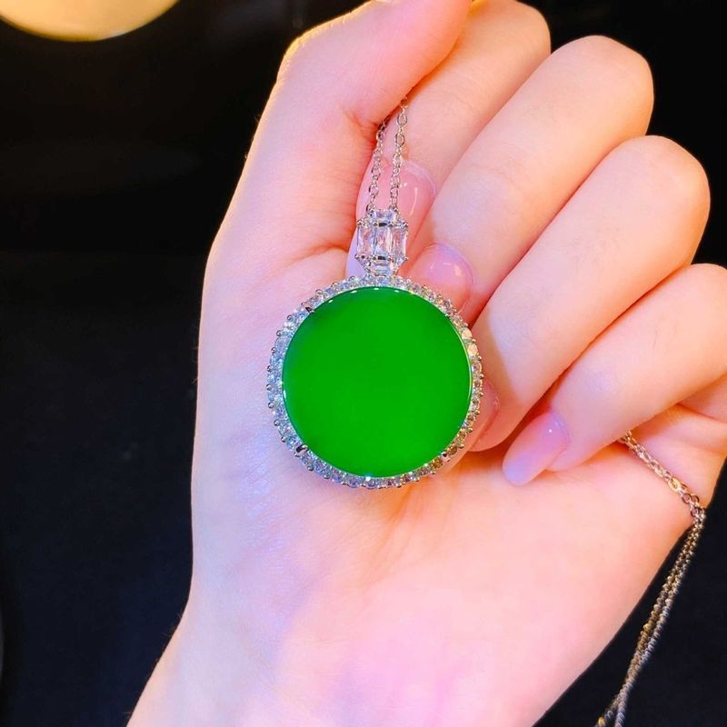 GI หยกสี Agate ปลอดภัยไม่มี Matter จี้ผู้หญิงจี้เพชร-studded Emperor Chrysomeparee รอบแผ่นสร้อยคอ ^ 