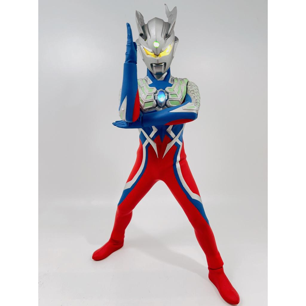 Xplus Cyro Ultraman Light Posture TV เวอร์ชัน