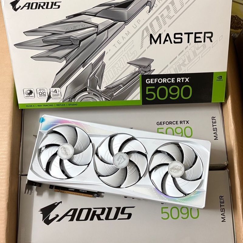 [Gigabyte Super แกะสลัก] หม้อน้ําการ์ดกราฟิก Gigabyte 5090 5090 กราฟิกการ์ดประกอบรูปเครื่องประดับ DI