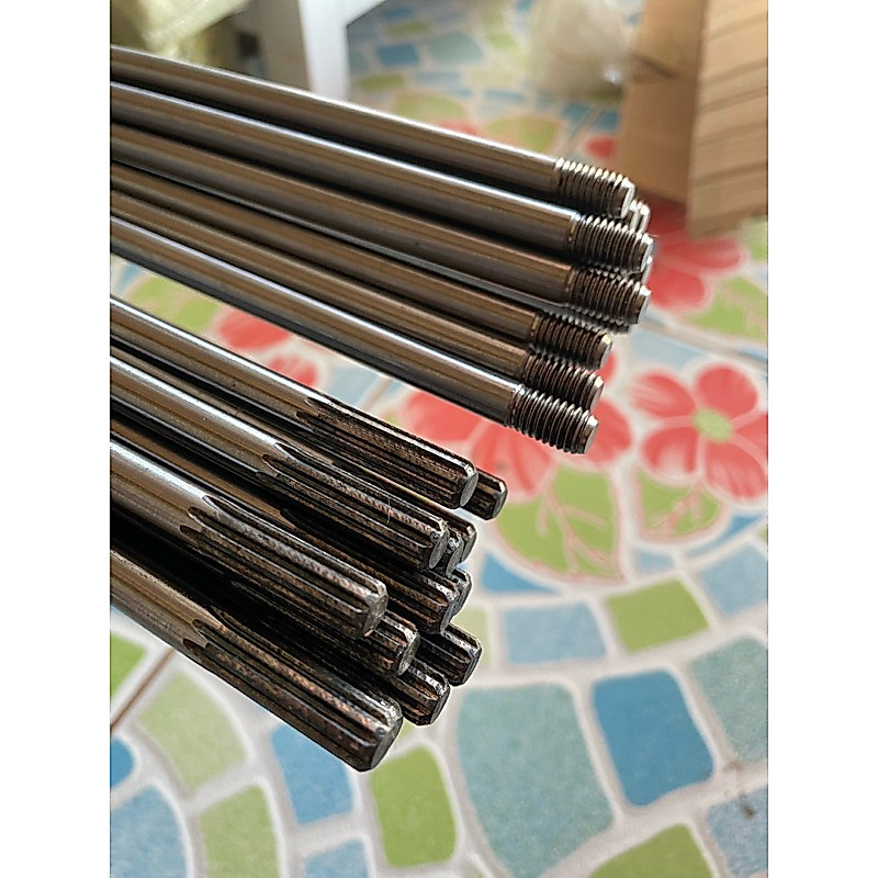 แกน 8มิล 153ซม. 9ฟันด้านนึง เกลียวด้านนึง ปอกเพลา 28มิล แกนเพลา หาง ปอกแกน เครื่องตัดหญ้า