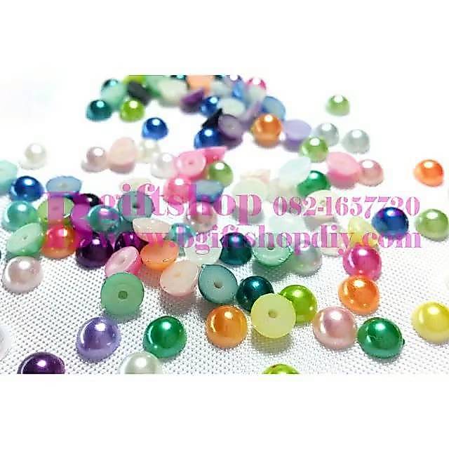 มุขผ่าซีกคละสี5มิล 100ชิ้น20บาท