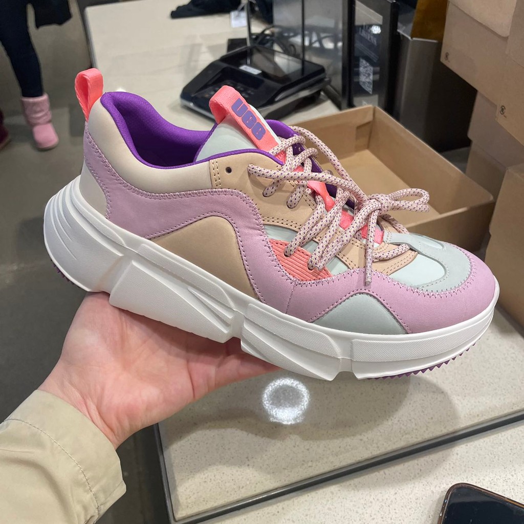 Z3.30 New York Direct Mail UGG Ladies Pure Leather Daddy Shoes รองเท้ากีฬาลําลองน้ําหนักเบาผลิตภัณฑ์