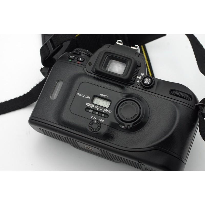 กล้องฟิล์มอัตโนมัติ Nikon F80D ใช้งานง่ายใช้งานได้มูลค่าสูงถึง F100 รองรับฟูลเฟรม D Head 98 ใหม่