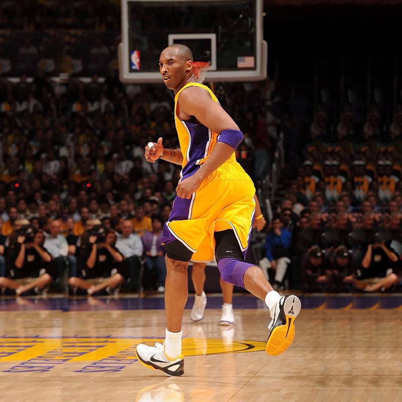 Nike Nike Kobe 6 Protro Kobe รองเท้าบาสเก็ตบอล Post-Season รุ่นที่ 6 CW2190-100