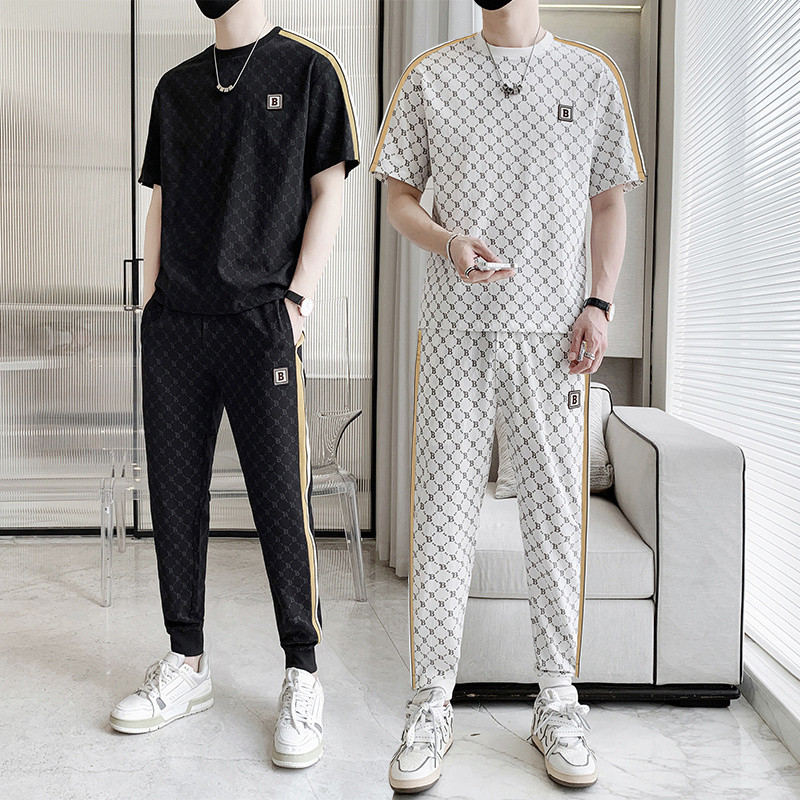 ชุดกีฬาผู้ชาย ผ้าไหมน้ำแข็ง สบายในฤดูร้อนและทันสมัย พร้อมเสื้อแขนสั้นและกางเกงขายาว ราคา ถูกที่สุด ดีลบีเคเค แกลเลอรีภาพที่ 3