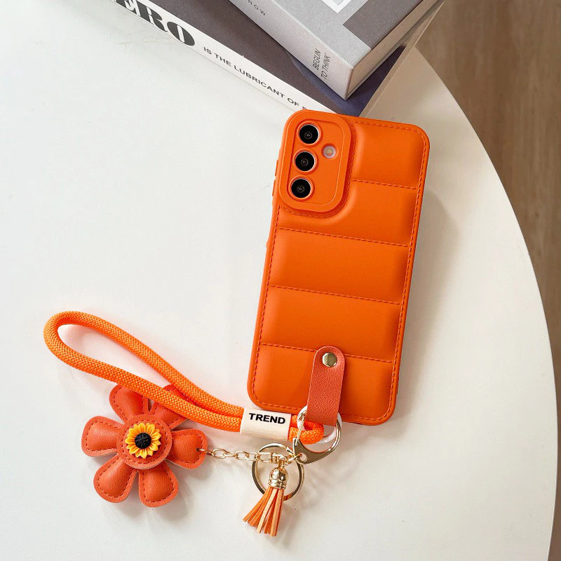 SAMSUNG หรูหราลงเสื้อแจ็คเก็ตดอกทานตะวันสายรัดข้อมือเคสโทรศัพท์สําหรับSamsung Galaxy A26 A17 A07 A36 A56 A54 A55 A06 A16 A05s A14 A15 A24 A34 A35 สีทึบกันกระแทก