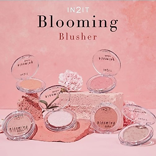 IN2IT Blooming Blusher - บลัชออนดอกไม้ [BMH]