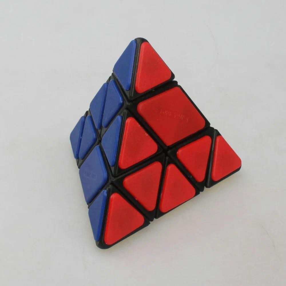 Wisdom Bound Pyramid Cube การหมุนที่เกี่ยวข้องสามเหลี่ยม Tetrahedral Bandaged Cube ของเล่นเด็ก