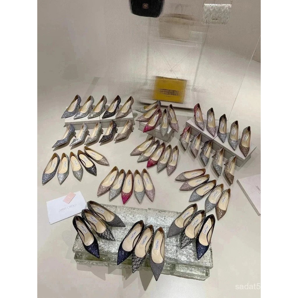 รองเท้า Jimmy Choo ส้นสูงและส้นแบน แบบหรูหราจากคอลเล็กชั่น Ice Snow สำหรับโอกาสสำคัญ