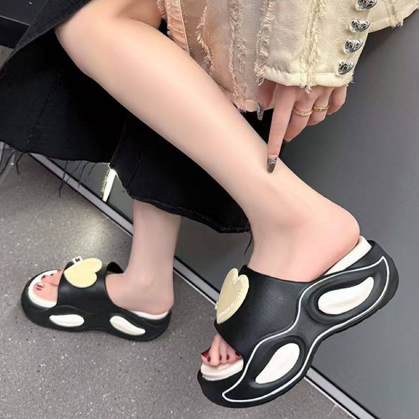 Destin🩰พร้อมส่งจากไทย🛒 (LT-8028-1) รองเท้าแตะสวม พื้นสูงเสริมส้น แต่งรูปหัวใจดีเทลน่ารัก ใส่สบาย สูง 6 cm - รูปที่ 6