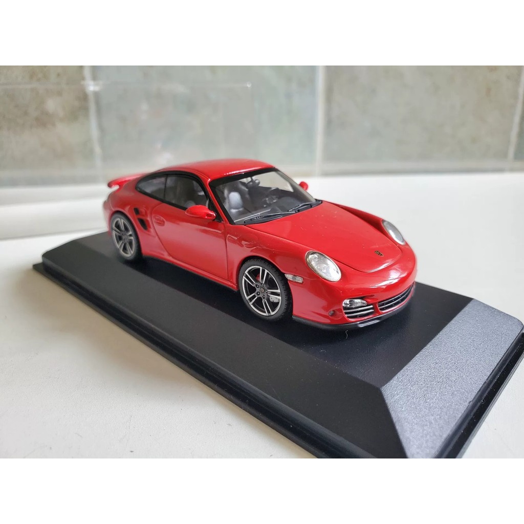 [คลังสินค้าพร้อม 1 ชุด] Mini Cut 1/43 Porsche 911 Turbo 997 (In