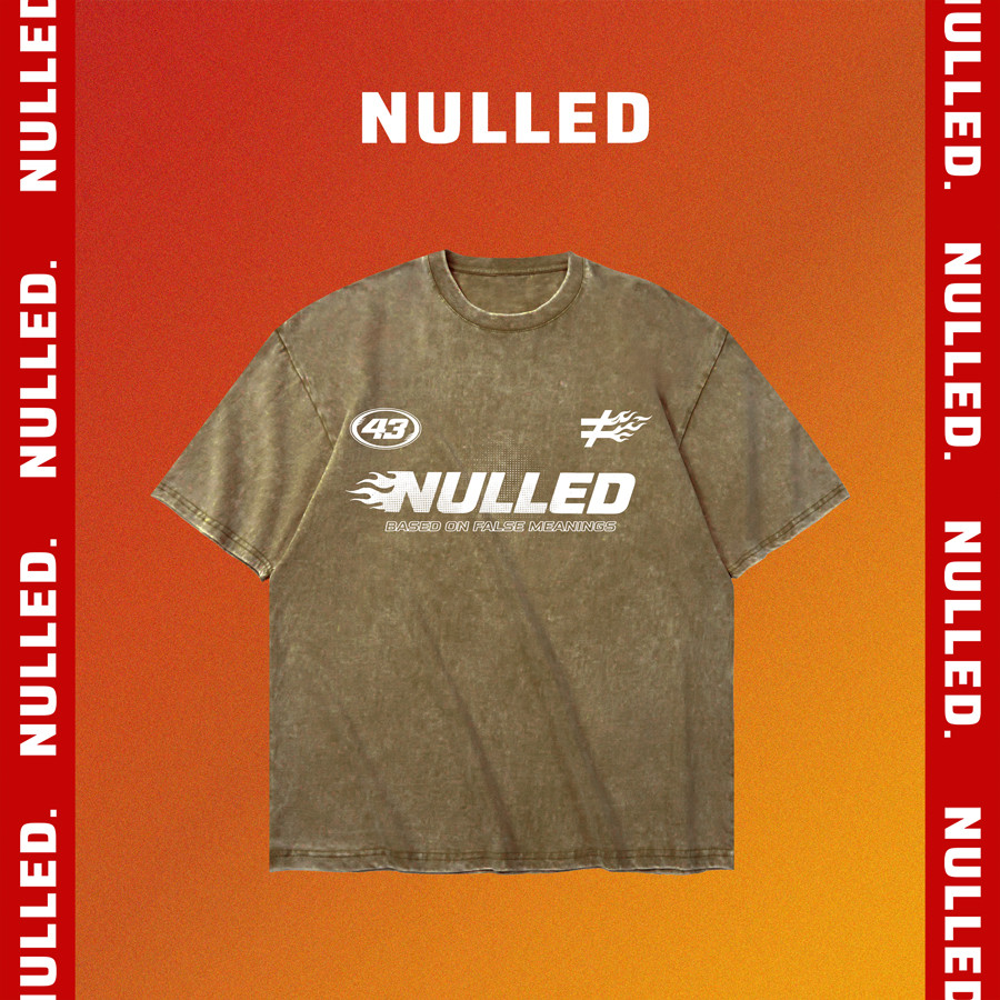 เสื้อยืดล้าง NULLED พิมพ์ลาย Racing Club Tee ทรงกล่องไดนามิก | N-T366-HC-T13-ND