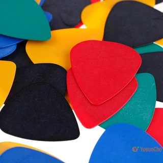 YosunChoker] 100PCS Acoustic Bulk Celluloid ไฟฟ้าสี Smooth Guitar Pick Pick Plectrum ใหม่ ใหม่