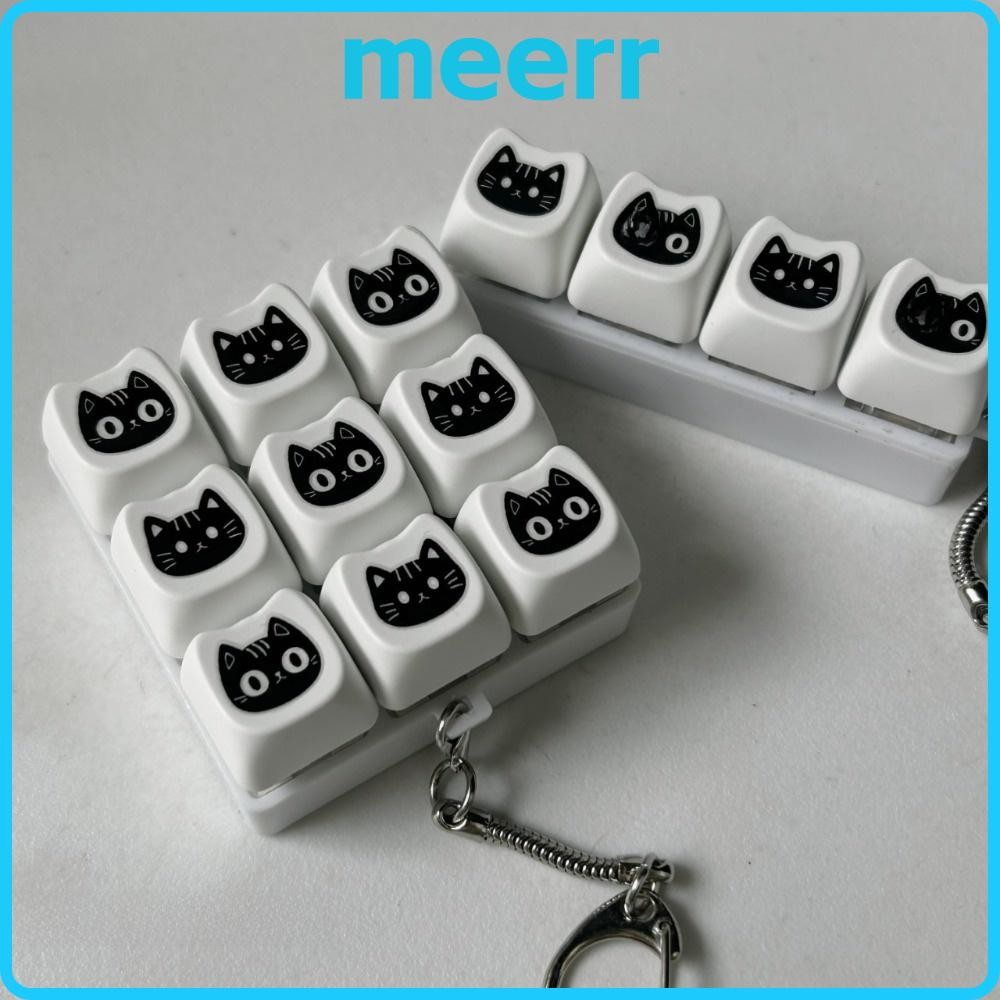 MEERR พวงกุญแจ Fidget, การ์ตูนปุ่มคีย์บอร์ดนิ้ว, ปุ่มกดผ่อนคลาย Pass เวลา 4/9 คีย์ Clicker ของเล่นจี้สําหรับผู้ใหญ่และเด็ก