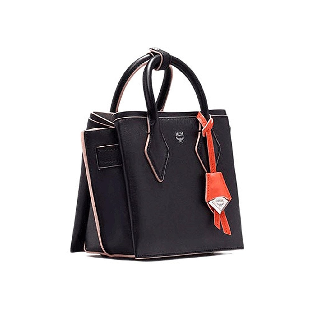 กระเป๋าถือสีดำ MCM MWT9AMA77BK