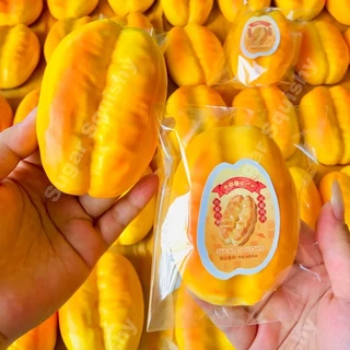 Sugar squishy ปาท่องโก๋ ขนาดพอดีมือ น่ารัก นุ่มหนึบหนับ สโลว์ กลิ่นหอม