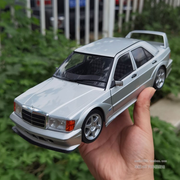 Solido Solido Solido 1: 18 Mercedes-Benz 190 W201 EVO รถสปอร์ตสองประตูโมเดลรถโลหะผสมสามารถเปิดประตูไ