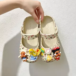 2026 ฤดูร้อนใหม่สาว Clogs ลื่นกลางแจ้งรองเท้าแตะน่ารักที่ถอดออกได้ DIY Charms เด็ก Slippe