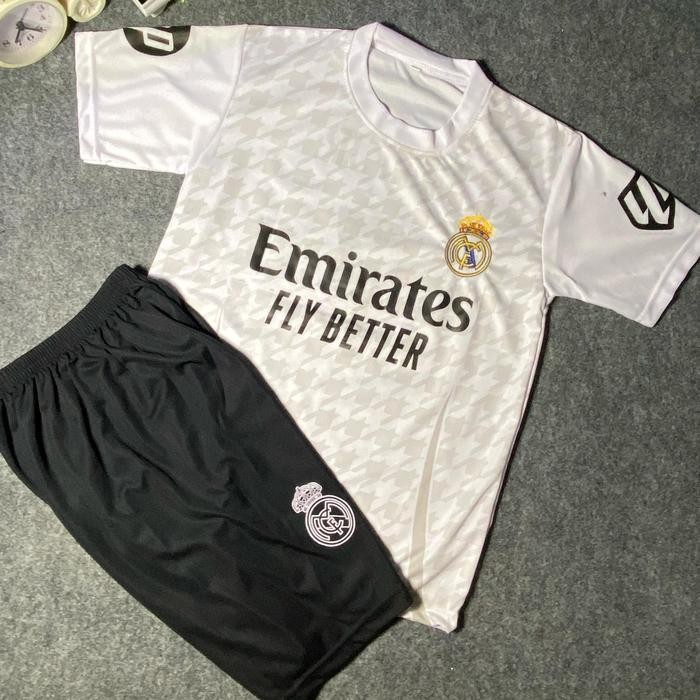 ใหม่ล่าสุดชุดเสื้อฟุตบอล MDRD สําหรับเด็ก AGES 9-15 YEARS OUTDOOR - VINI JR WHITE BLACK, 8-9 YEARS -