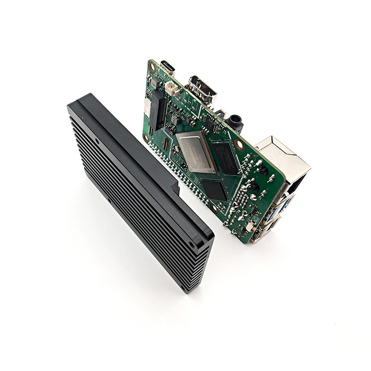 Rock pi4 บอร์ดพัฒนา Ruixin Micro RK3399 เชี่ยวชาญในหม้อน้ําอลูมิเนียม