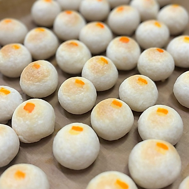 เต้าส้อไส้ไข่เค็ม, เปี๊ยะไส้ไข่เค็ม, ขนมเต้าส้อ 12ชิ้น/กล่อง
