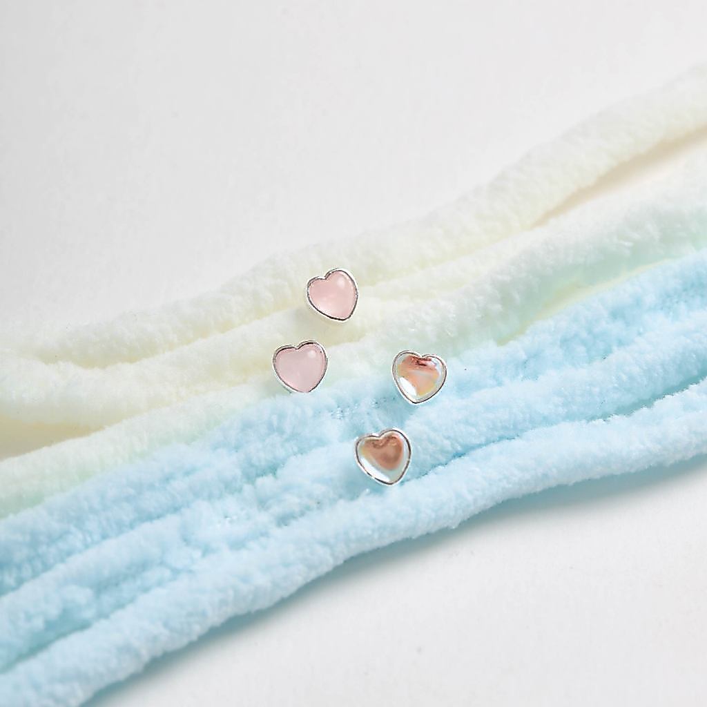 earika.earrings -  lovette piercing จิวเม็ดกลมรูปหัวใจมูนสโตน มี 2 สี เงินแท้ เหมาะสำหรับคนแพ้ง่าย