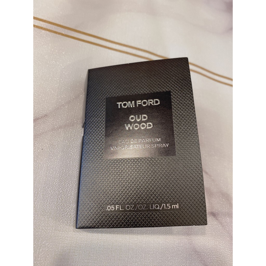 TF Tom Ford Shenhua Ebony Agarwood oudwood Original Test น้ําหอมตัวอย่าง 1.5ml Neutral ผู้ชายผู้หญิง