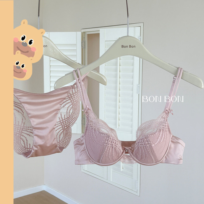 🎀bearbra🎀สําหรับผู้หญิง ชุดชั้นในดันทรง แต่งลูกไม้ ระบายอากาศ บางเฉียบ เซ็กซี่ สไตล์ฝรั่งเศส มีให้เลือก 4 สี พร้อมส่ง