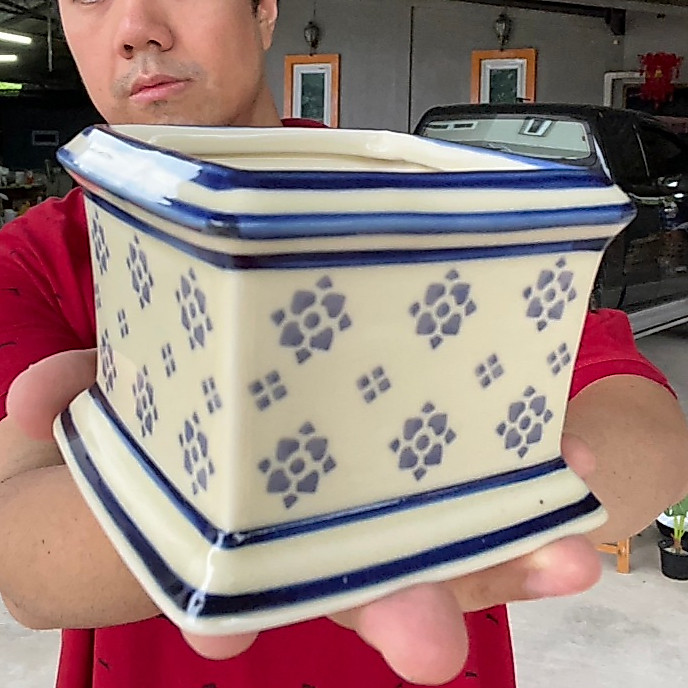 กระถางธูป กระถางธูปเซรามิคขนาดใหญ่ ทรงสี่เหลี่ยม ลายดอกพิกุล ขนาด 3.75x3 นิ้ว ออกใบกำกับภาษีได้
