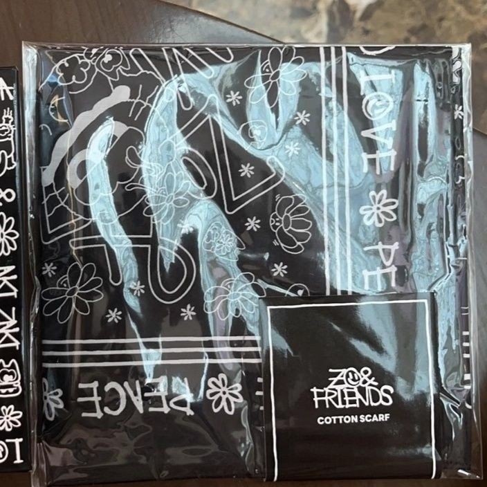 [Daigou] Kwon zoa zoa ผ้าพันคอไหม, Kwon zoa Dragon Silk Scarf