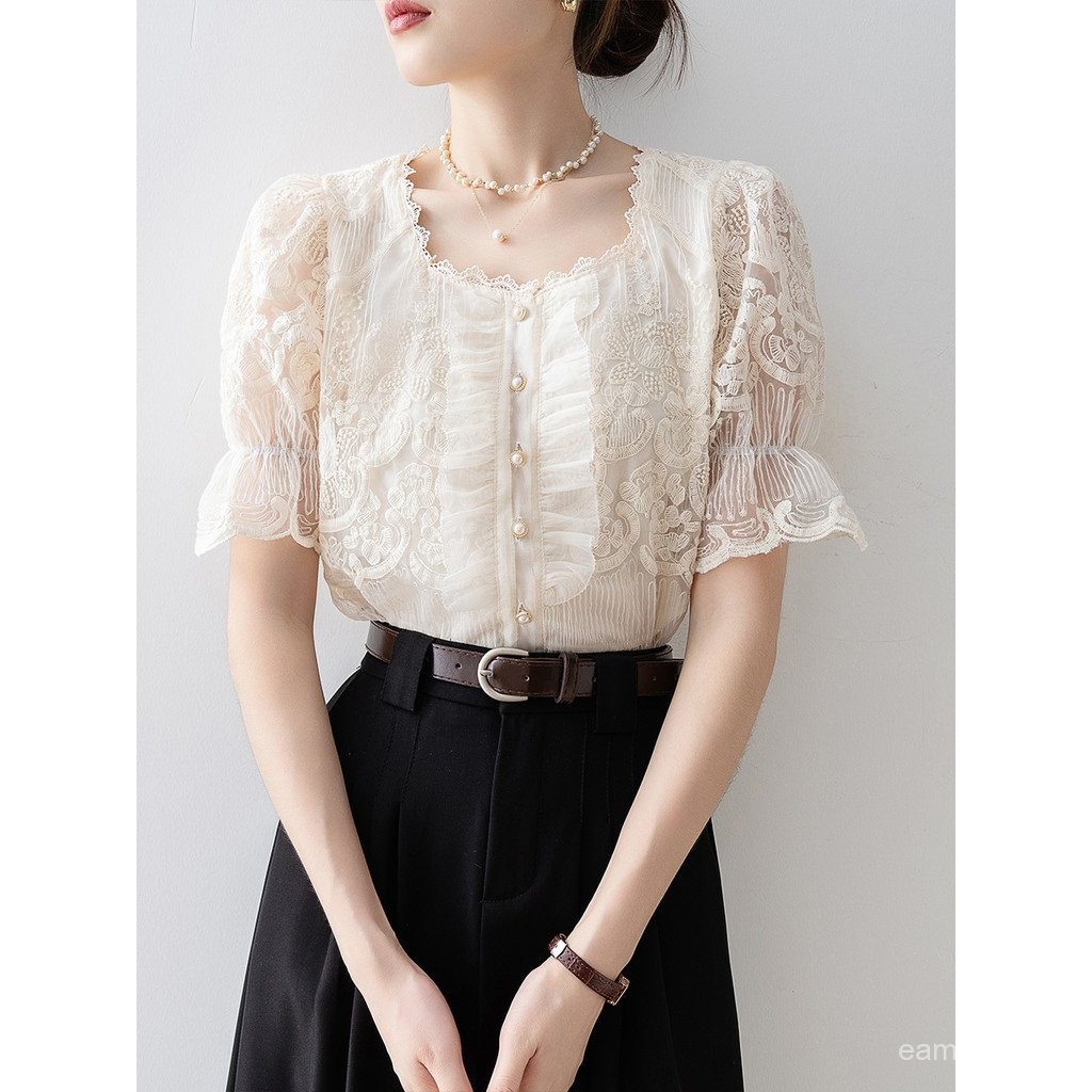 เสื้อลูกไม้แขนสั้นสำหรับผู้หญิงแนวใหม่ปี2025 สีแอปริคอท คอเหลี่ยม ไซส์เล็ก 2CFB