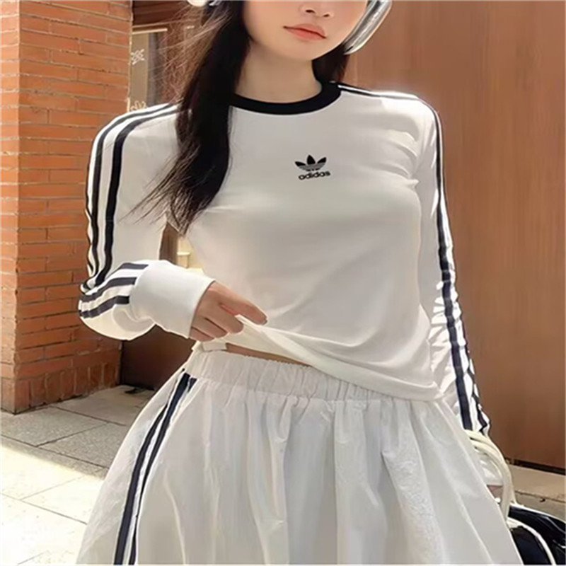 เสื้อสเวตเตอร์ผู้หญิงทรงครึ่งคอ ทำจากผ้าฝ้ายเน้นคุณภาพ พร้อมปักโลโก้