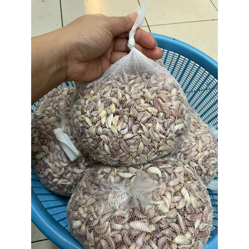 กระเทียมไทยกลีบเล็ก ไทยกลีบ น้ำหนัก 1 กิโลกรัม คละไซส์
