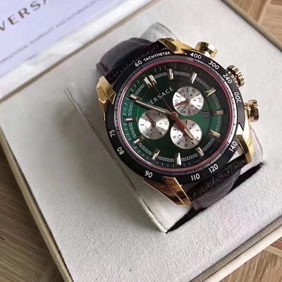 Versace ของแท้ สต็อกพร้อมขายดี นาฬิกาผู้ชาย Versace VBD Series ขนาด 42 มม. พร้อมกล่อง