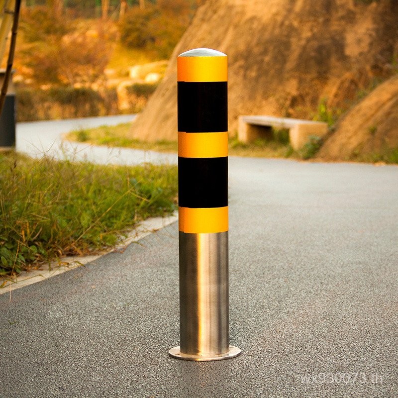 คอลัมน์ป้องกันการชนกันคอลัมน์ที่จอดรถสีเหลืองป้องกันการชนกันรถ Pioneer สีดําป้องกันการชนกันคอลัมน์ซั