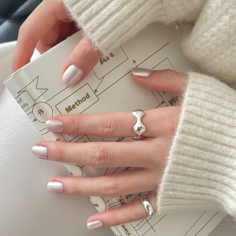 🔥Two-moons🔥 ของแท้ ยาทาเล็บแบบลอกได้ สูตรพรีเมียม ไม่ต้องอบ ไร่กลิ่น สีทาเล็บกึ่งเจล สีAurora กลิตเตอร์ ขวดใหญ่  SLP2