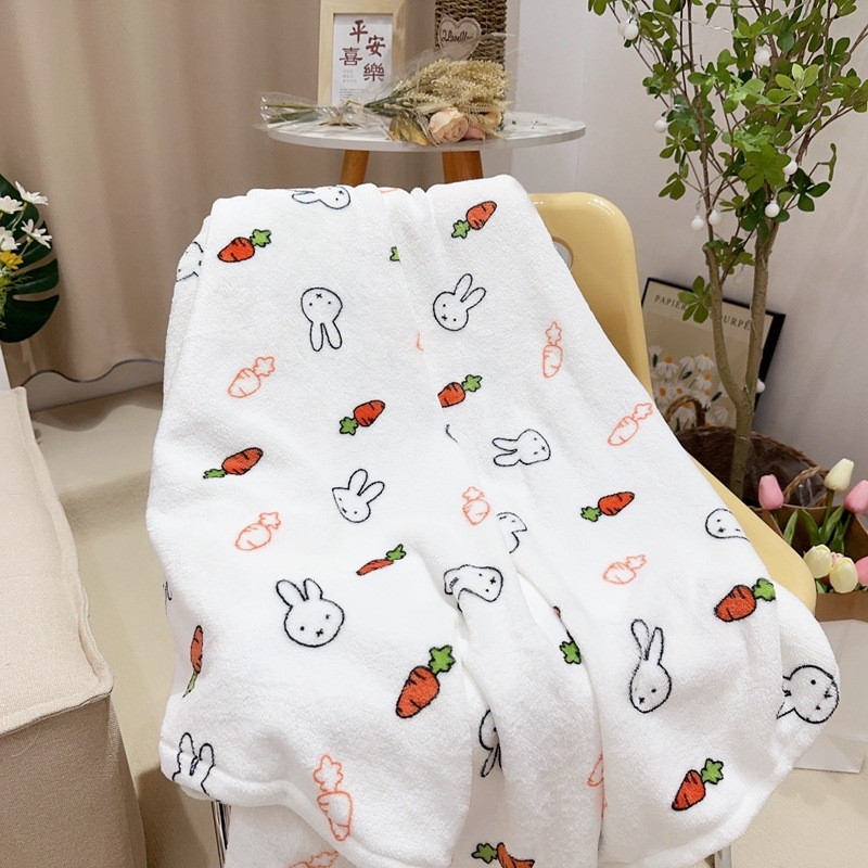 Miffy ขนแกะโยนผ้าห่มน่ารัก Kawaii Bunny & แครอทพิมพ์ผ้าห่มนุ่มสําหรับโซฟา Nap & Dorm | พิ้งกี้ฮาเวน