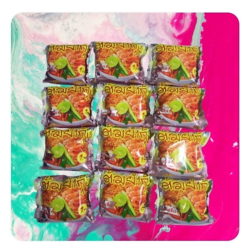 ซองยาว ซองสั้น มาม่า บะหมี่อบกรอบต้มยำกุ้ง แต่ไม่ต้มยำนะ ใครเคยกินบ้าง ของกิน ย้อนวัยย้อนวันวาน