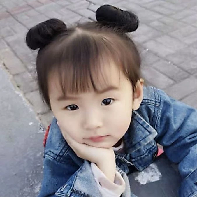 กิ๊ฟดอกไม้1ดอกติดเด็กและผู้ใหญ่ได้ค่ะ รายการสินค้านี้ขายเป็นคู่ค่ะ มี5สีไห้เหลือค่ะ สินค้าส่งในไทย