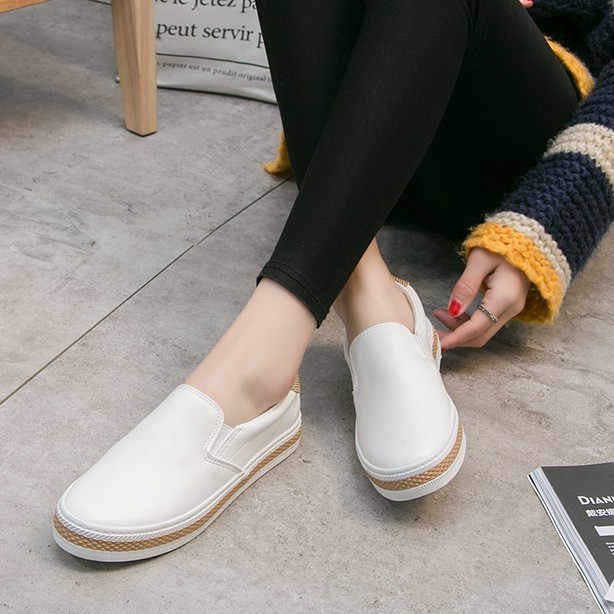AG1 Womens Leather Slip-ons - Womens Leather PU Leather - สี (สีขาว) และ (สีดํา) - รหัส: 6075 (K361)