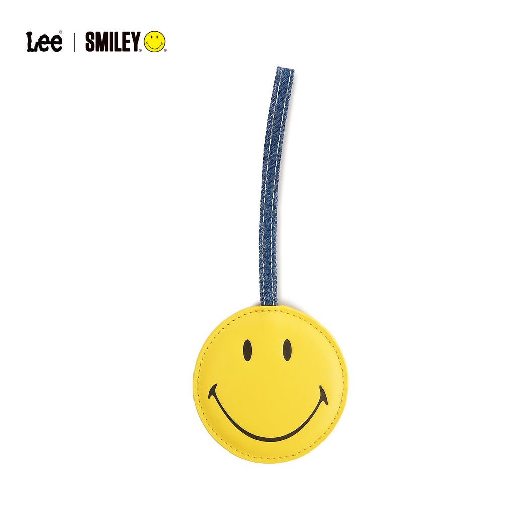 Lee x Smiley Co-Branded Smiley Face จี้น่ารักพวงกุญแจจี้ All-Match กระเป๋า Lanyard กระเป๋านักเรียนอุปกรณ์เสริม