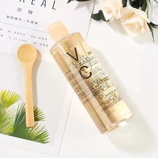 ซื้อ 1 แถม 1 VC ใบหน้ามีความอ่อนโยนและละเอียดอ่อน ช่วยเติมความชุ่มชื้นให้กับผิว โทนเนอร์ช่วยให้สิวหวดำจางลง