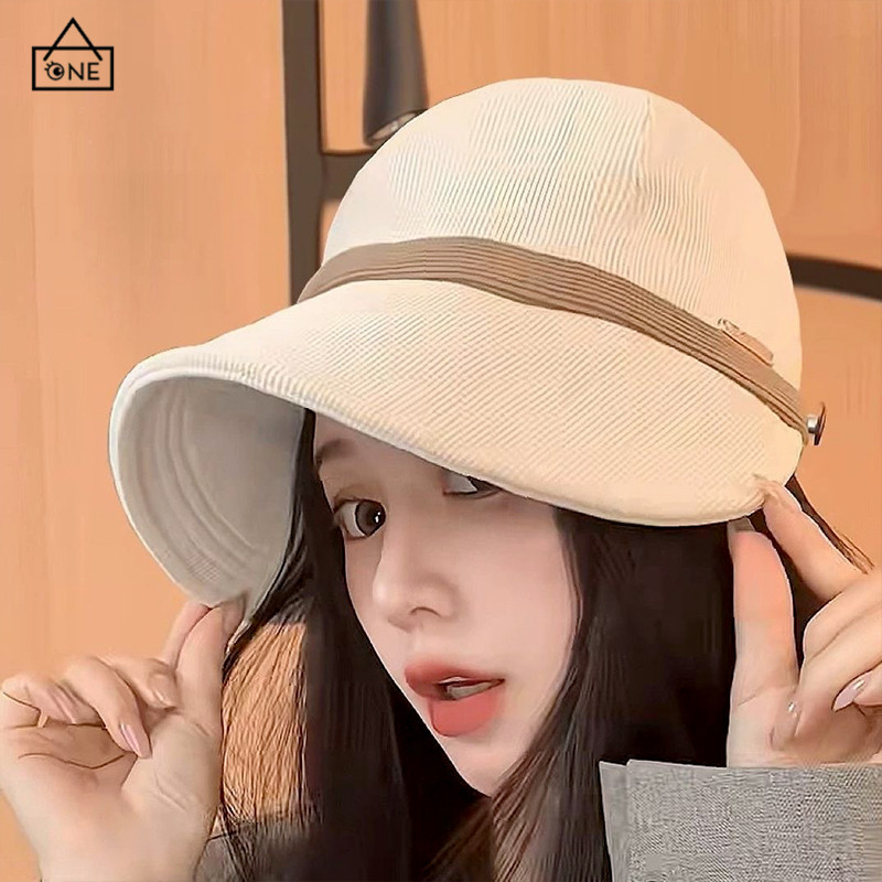 COD❤️หมวกทรงปีกกว้างสไตล์เฮปเบิร์นสำหรับผู้หญิง ดีไซน์หรูหรา อบอุ่น ป้องกันหู หมวกทรงอ่างล้างหน้า-a.one - รูปที่ 2