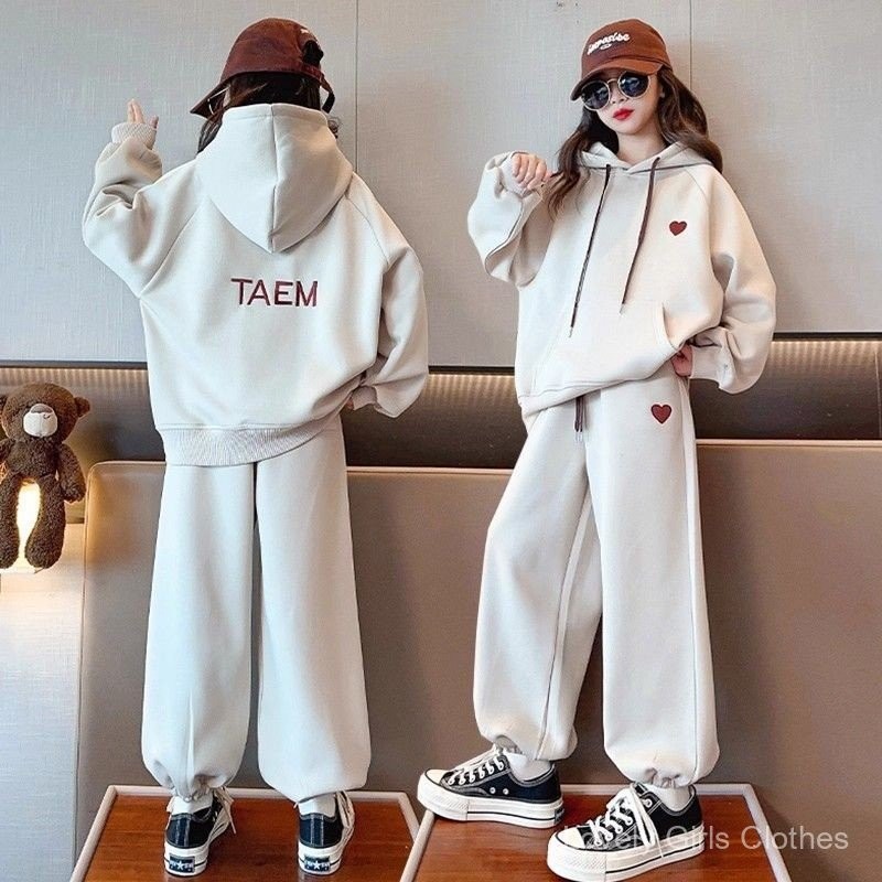 ชุดสูทสองชิ้นสำหรับเด็กผู้หญิง กีฬาสไตล์ตะวันตก เสื้อแขนยาวและกางเกงขายาว