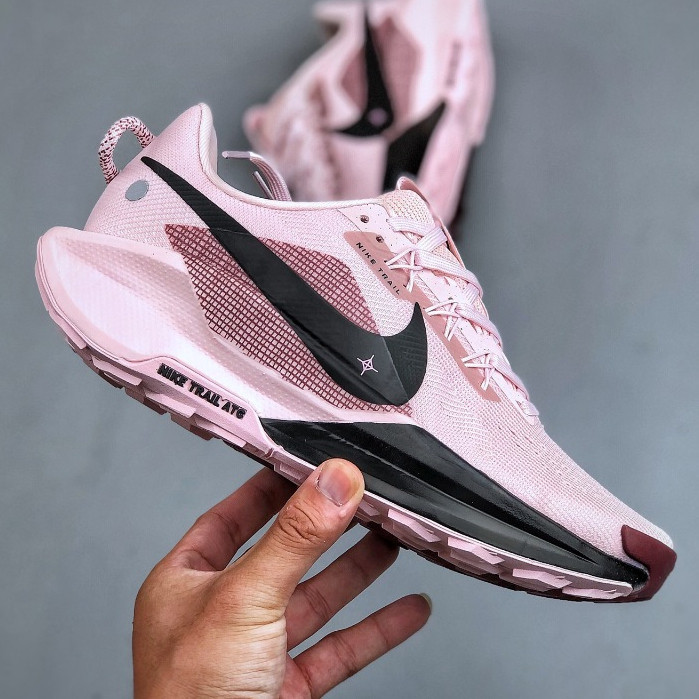 Pegasus Trail 5 รองเท้าวิ่งผู้หญิง รุ่น 41 Pegasus