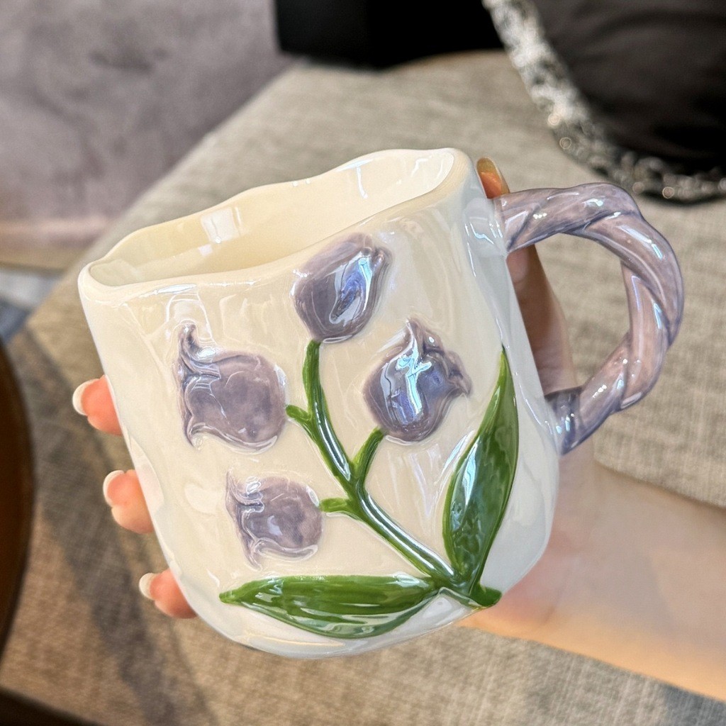 🎀แก้วเซรามิค 2025 ดอกลิวลิป น่ารัก  ความจุขนาดใหญ่ เหมาะสำหรับเป็นของขวัญ พร้อมช้อน+กล่อง🍅 - รูปที่ 6