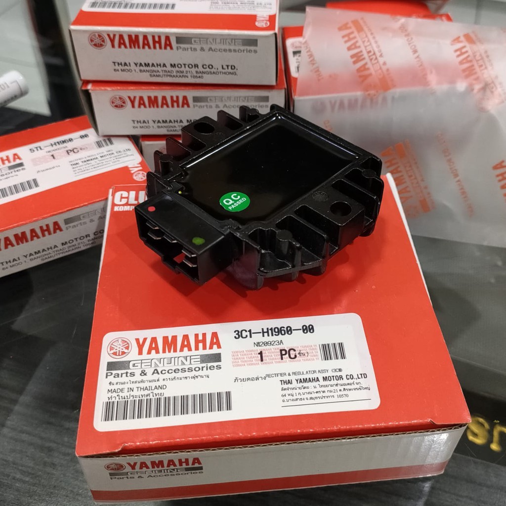 RUNSHOP_ ตัวควบคุม Yamaha Vixion รุ่นเก่า วงจรเรียงกระแส Original Thailand 3C1-H196-00