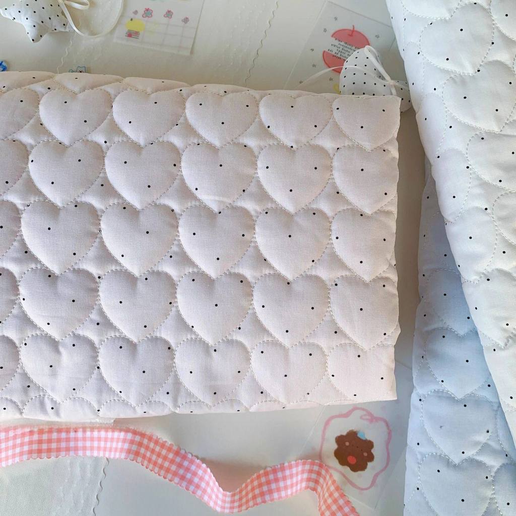 Polka Dot Cotton Heart Quilted Cotton Fabric ins เครื่องประดับผมเสื้อผ้ากระเป๋าที่รองแก้วผ้าฝ้ายเบาะเสื้อผ้าทําด้วยมือผ้า diy