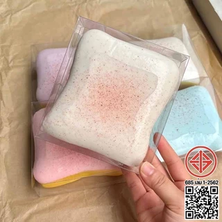 ของเล่นบีบคลายเครียด Squishy ขนมปังเหนียวที่เพิ่มขึ้นช้า ของเล่นบีบอัด ไม่เหนียวติดมือ