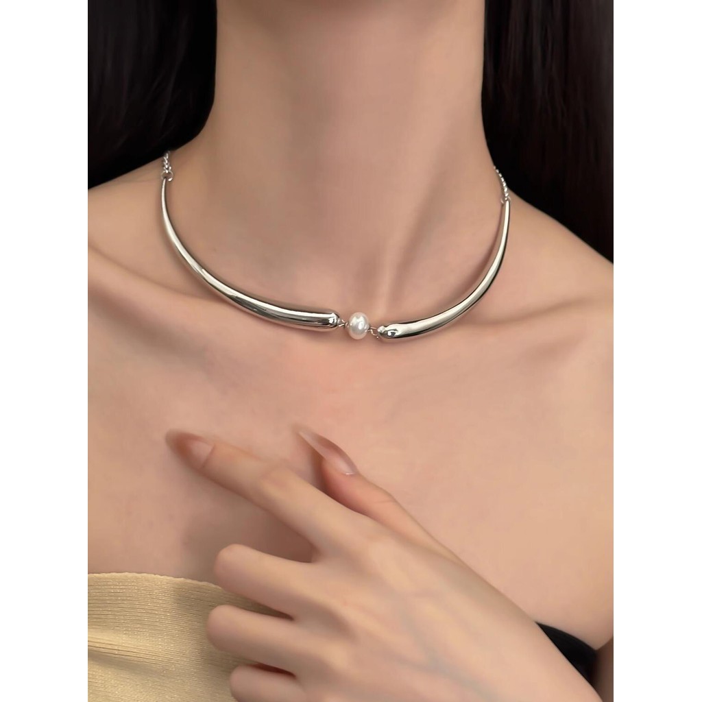 สร้อยคอมุก สร้อยคอยาว Niche Cool Style Hook Pearl Female Chain Geometry